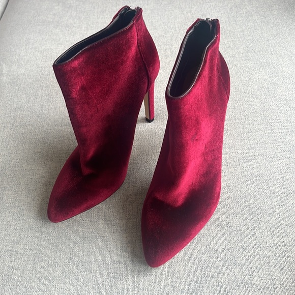 Burgundy Velvet Ava & Aiden Heeled Boots - Picture 2 of 9